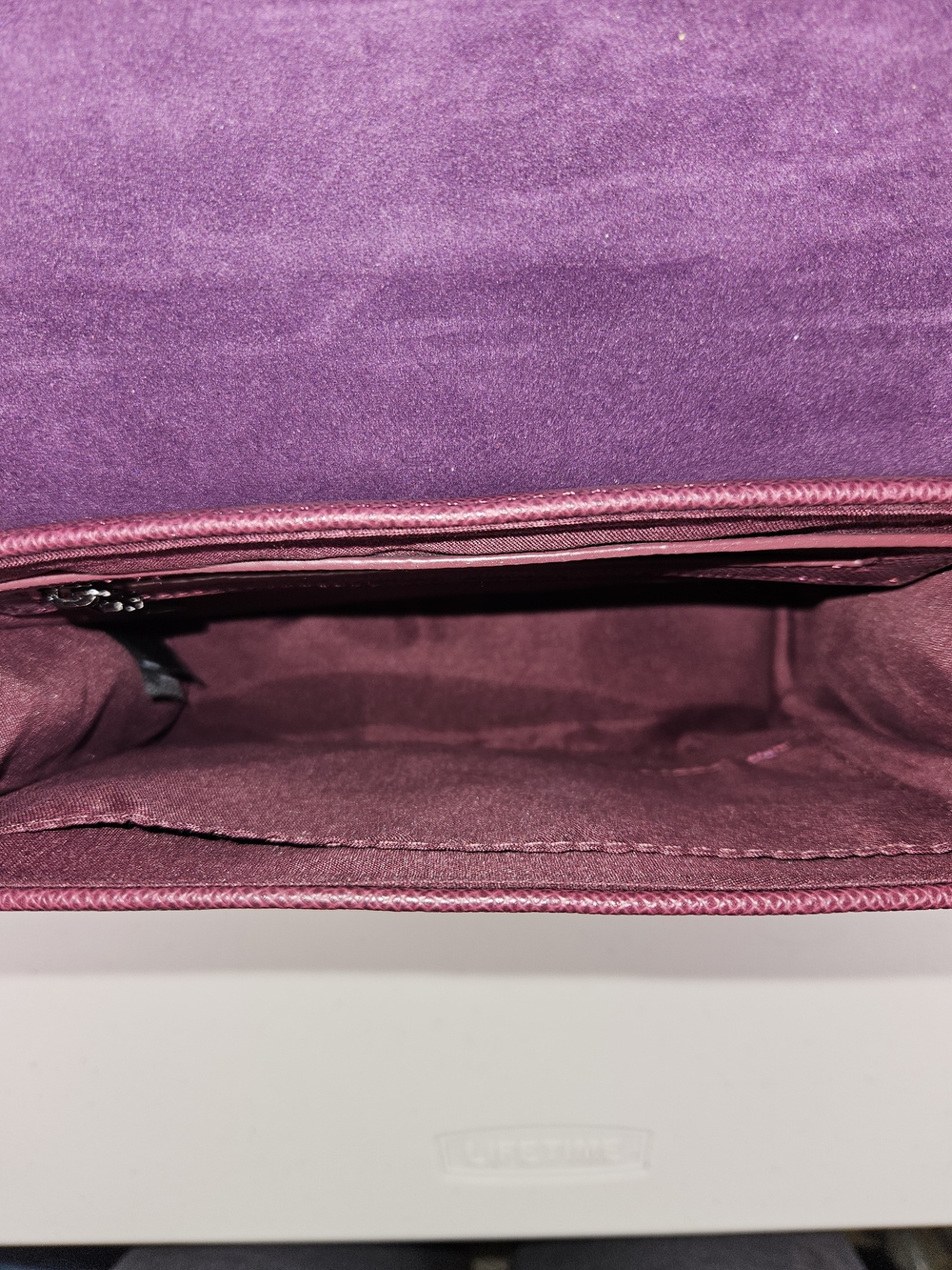 NWT Badgley Mischka Crossbody With Big Chain Plum Studs In The Cover W Letter Lk - Picture 15 of 16